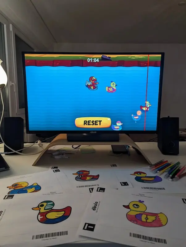 Duck Race on a PC screen